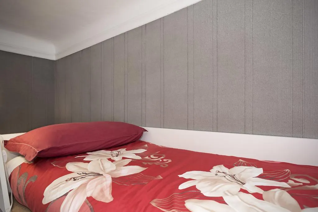 Easy Apartments Milano  Mediolan